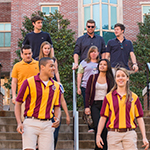 Photo of students walking campus with Orientation Leaders