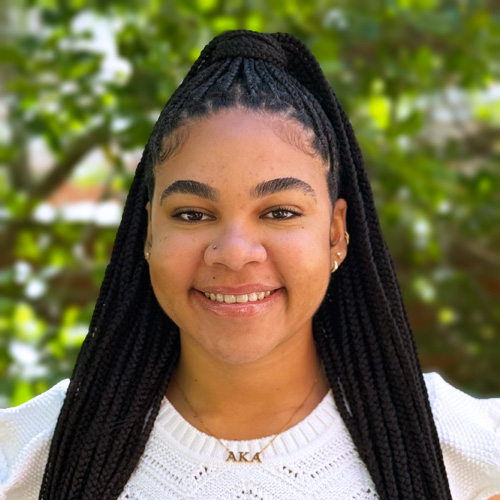 Zionna Williams Headshot