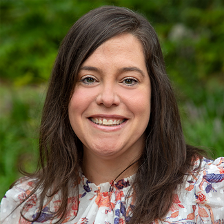 Emily Thompson headshot