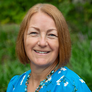 Helen Miller headshot